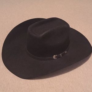 Size 7 1/4 Ariat Cowboy Hat